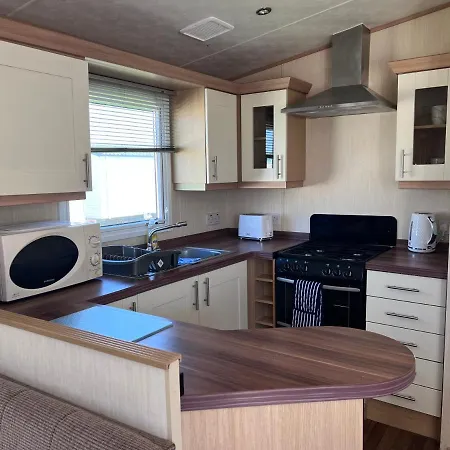 Pg174 Golden Palm Resort 8 Berth Caravan With Decking Chapel St. Leonards Exterior foto