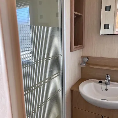 Pg174 Golden Palm Resort 8 Berth Caravan With Decking Chapel St. Leonards Exterior foto